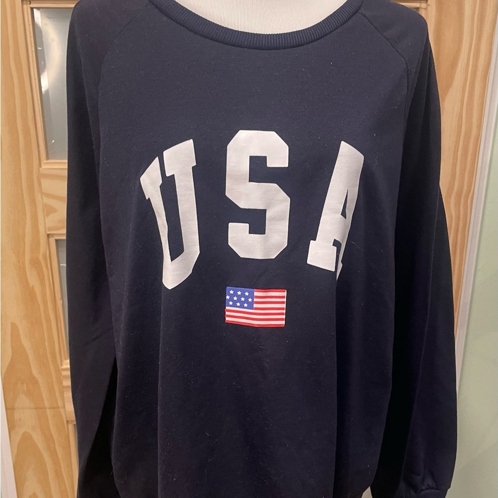 USA Sweatshirt Size XL